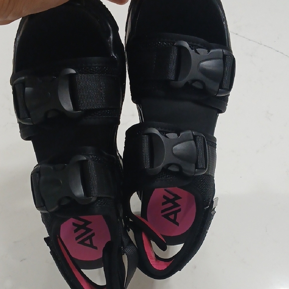 Anthony Wang  Black Platforms Sz 7 New Without Tags Or Box - Picture 11 of 13